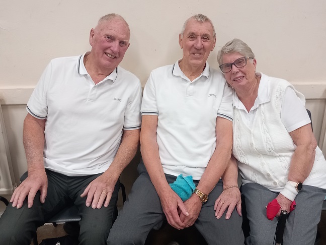 Windows Hurn and Cheals Nov 25